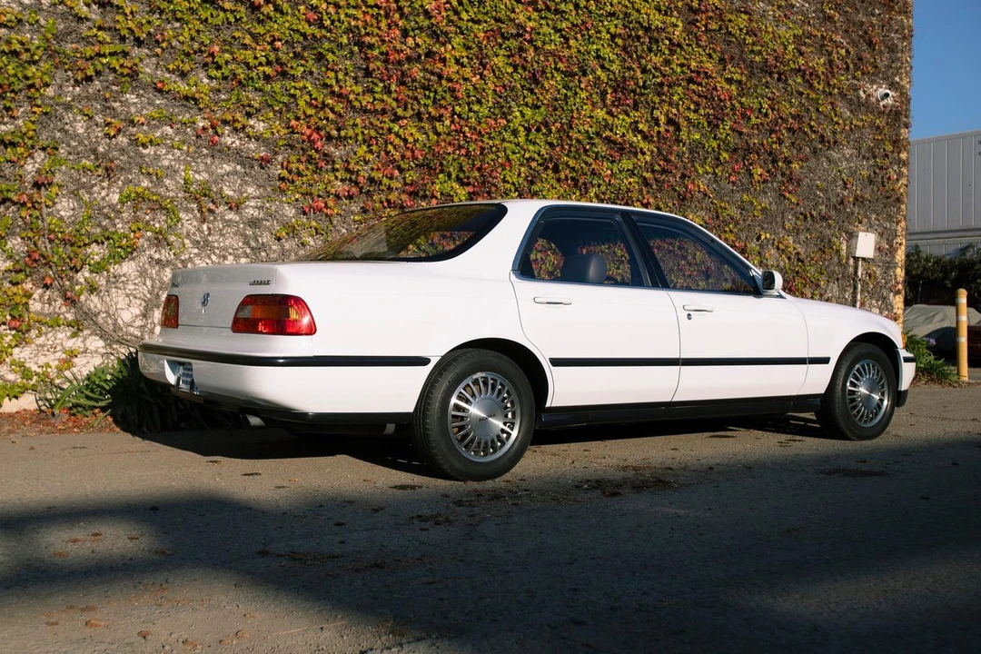 1991 Acura Legend 2nd Gen - Image 8 of 31