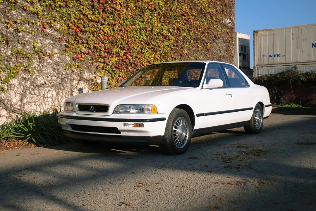 1991 Acura Legend 2nd Gen - Image 2 of 31