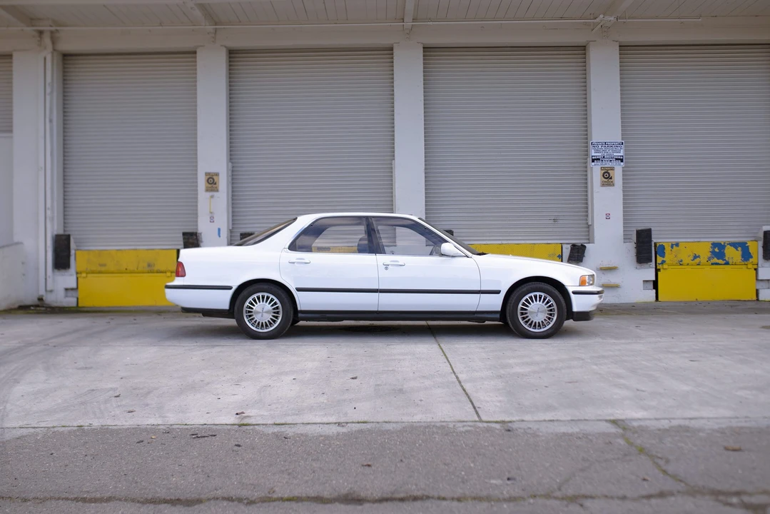 1991 Acura Legend 2nd Gen - Image 24 of 31