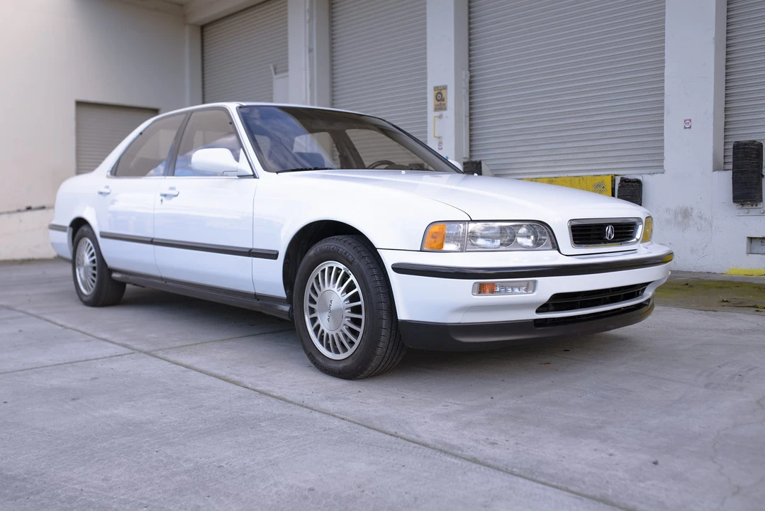 1991 Acura Legend 2nd Gen - Image 21 of 31