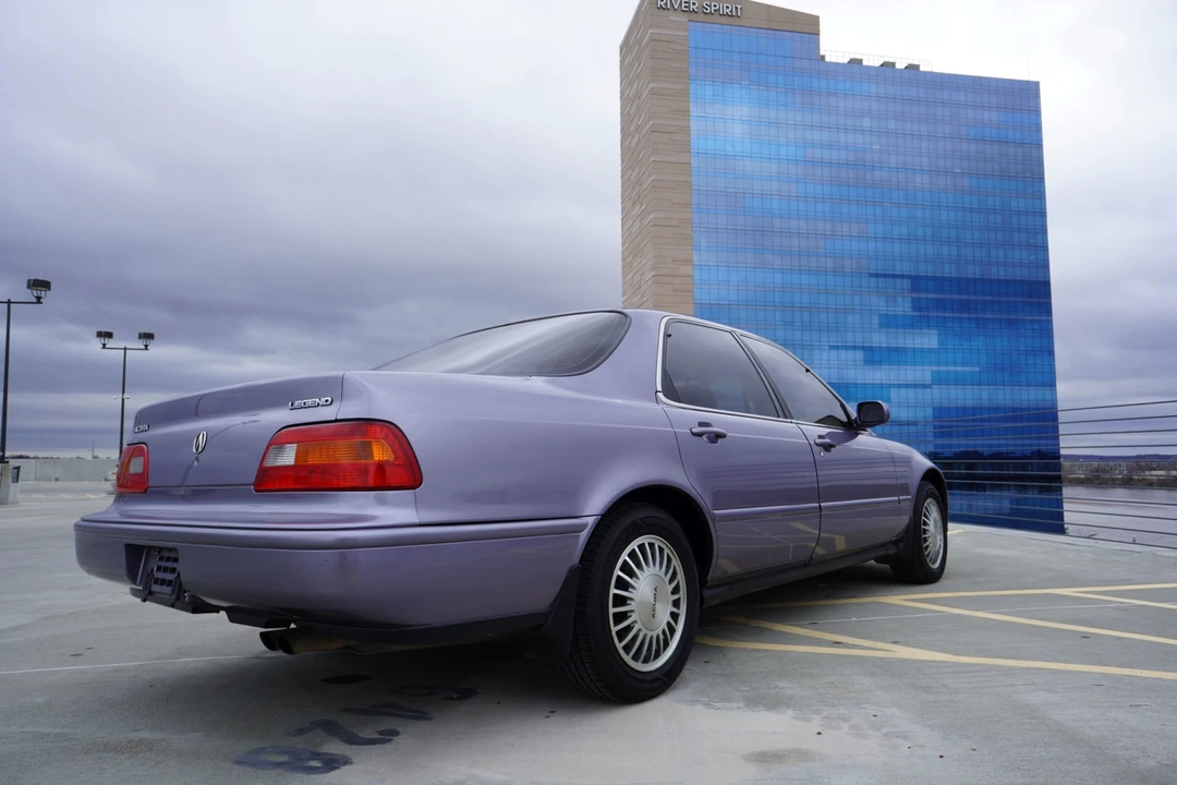 1991 Acura Legend 2nd Gen - Image 9 of 31