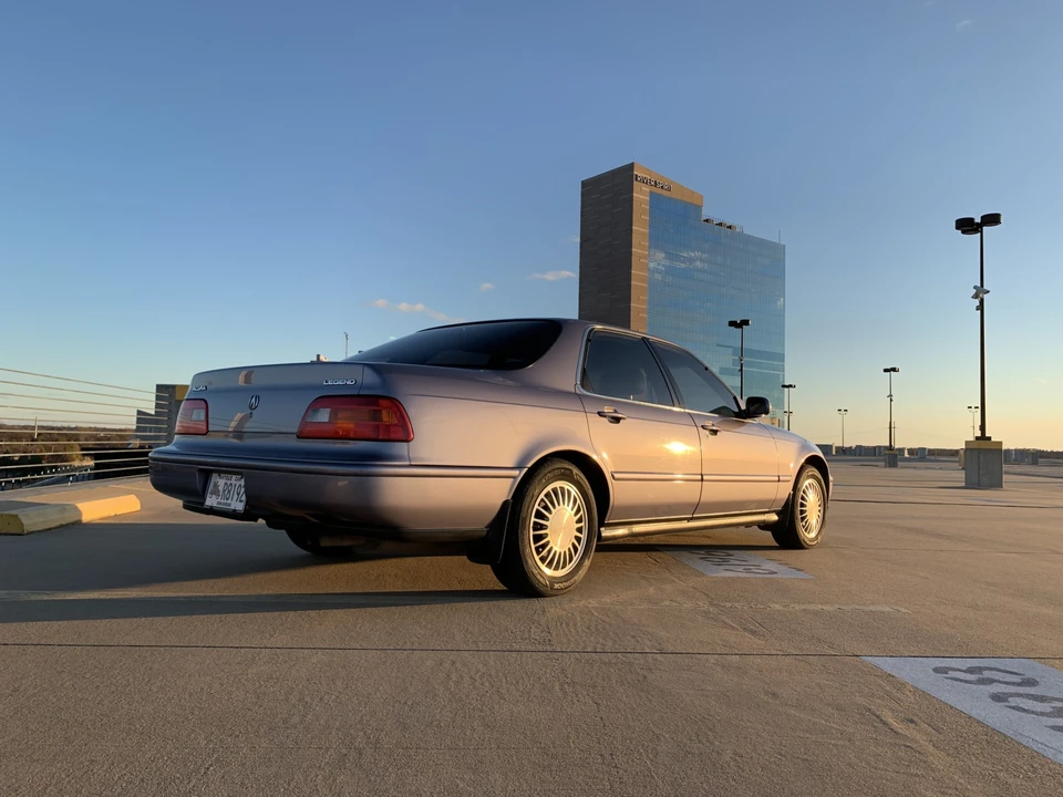 1991 Acura Legend 2nd Gen - Image 10 of 31