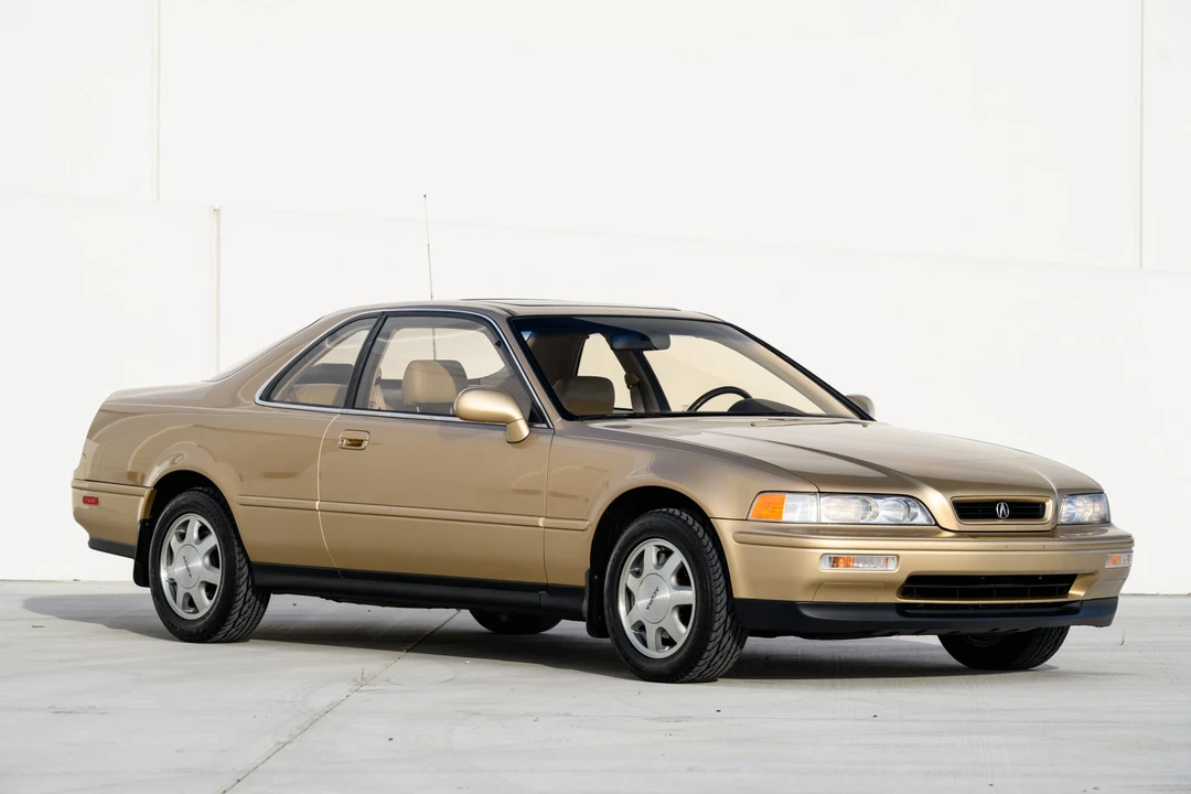 1991 Acura Legend 2nd Gen - Image 19 of 31