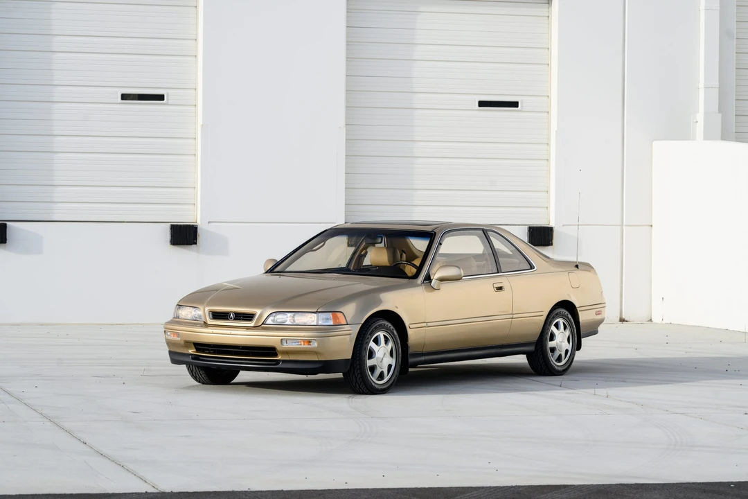 1991 Acura Legend 2nd Gen - Image 2 of 31
