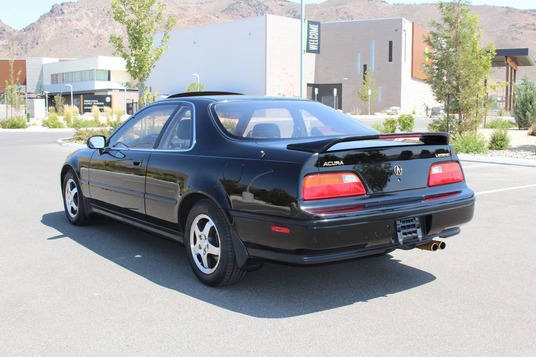 1991 Acura Legend 2nd Gen - Image 30 of 31