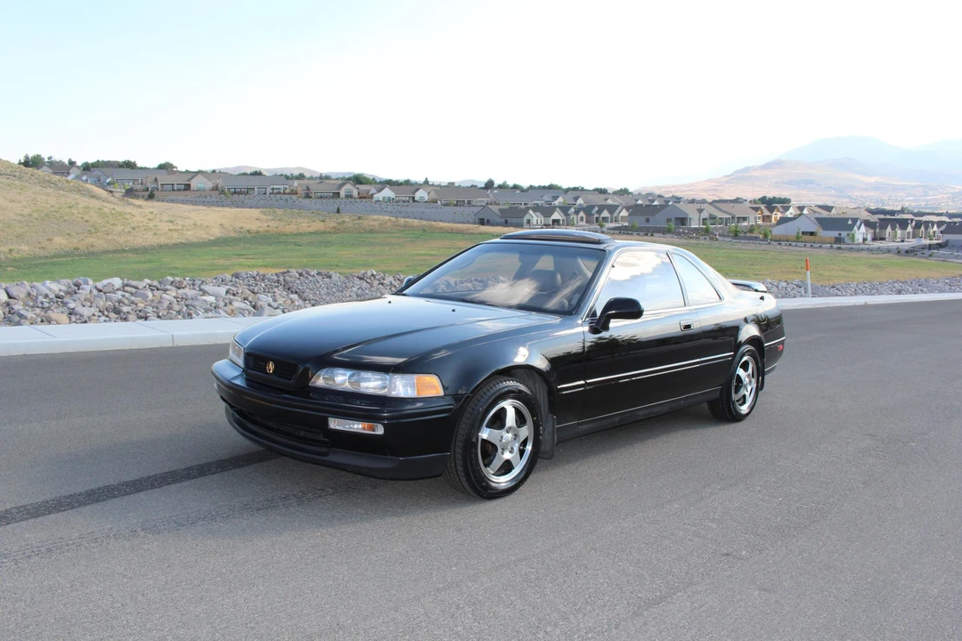 1991 Acura Legend 2nd Gen - Image 11 of 31
