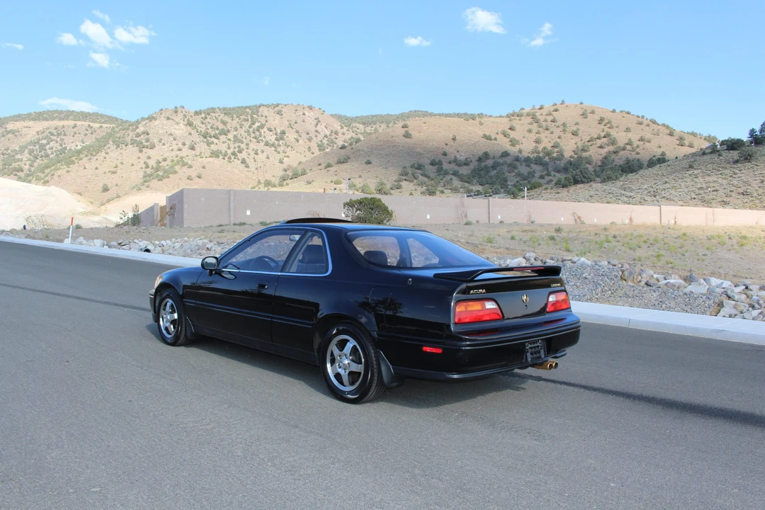 1991 Acura Legend 2nd Gen - Image 25 of 31