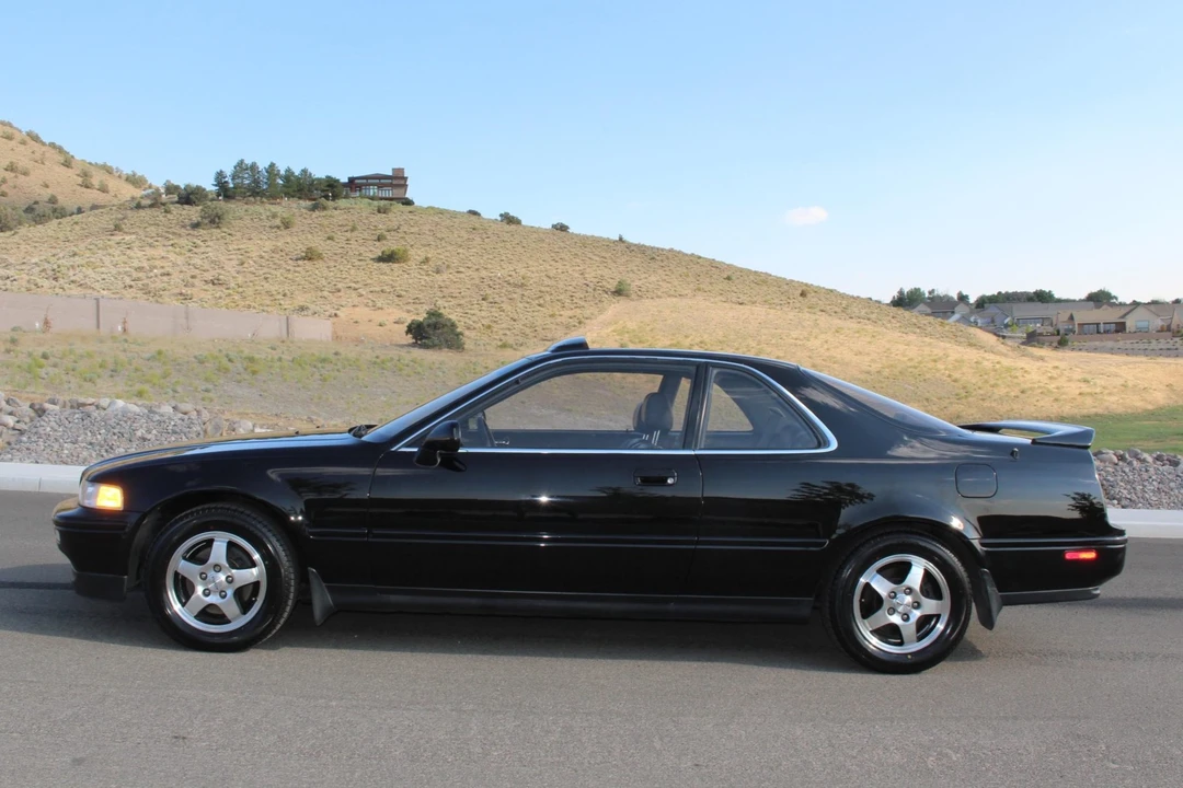 1991 Acura Legend 2nd Gen - Image 20 of 31