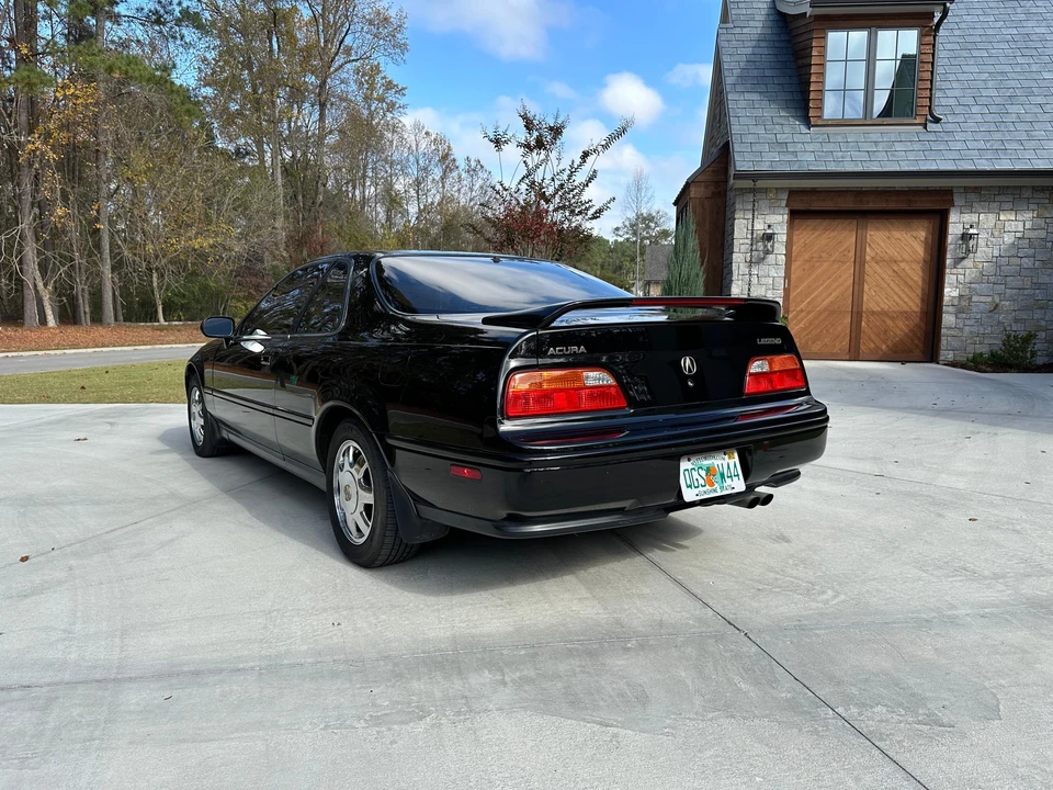 1991 Acura Legend 2nd Gen - Image 8 of 31