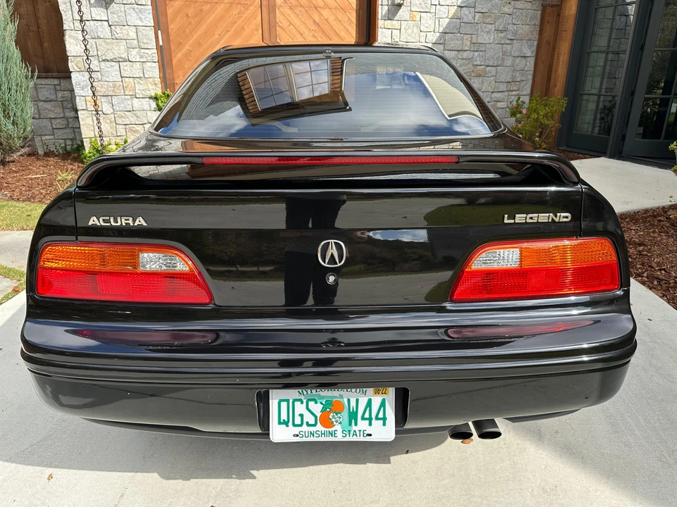1991 Acura Legend 2nd Gen - Image 9 of 31