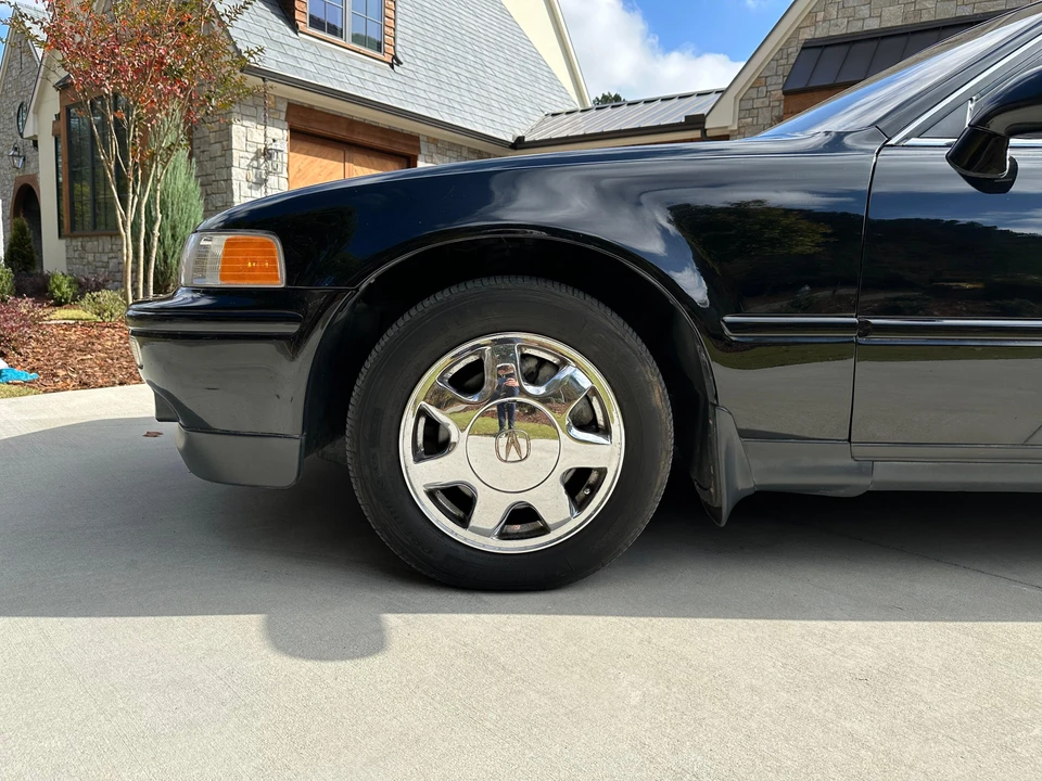1991 Acura Legend 2nd Gen - Image 17 of 31