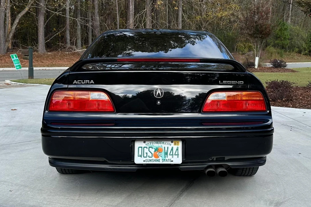 1991 Acura Legend 2nd Gen - Image 5 of 31