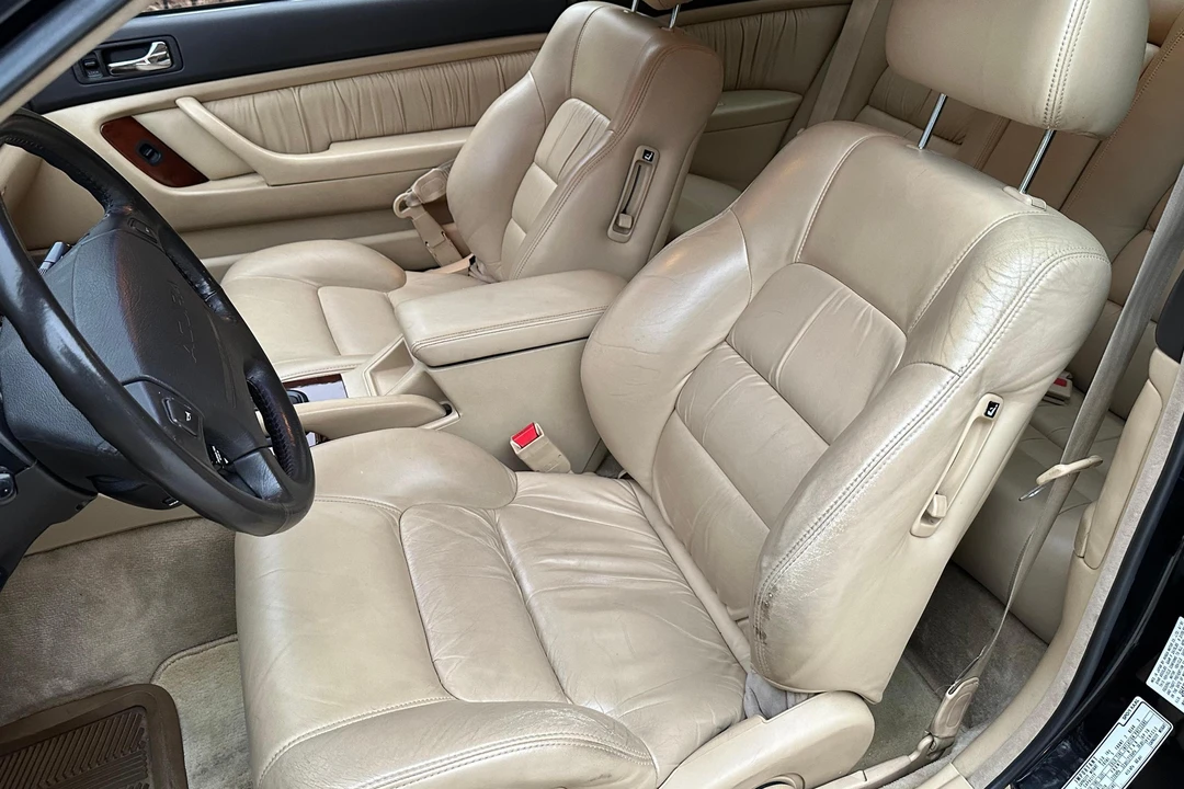1991 Acura Legend 2nd Gen - Image 26 of 31