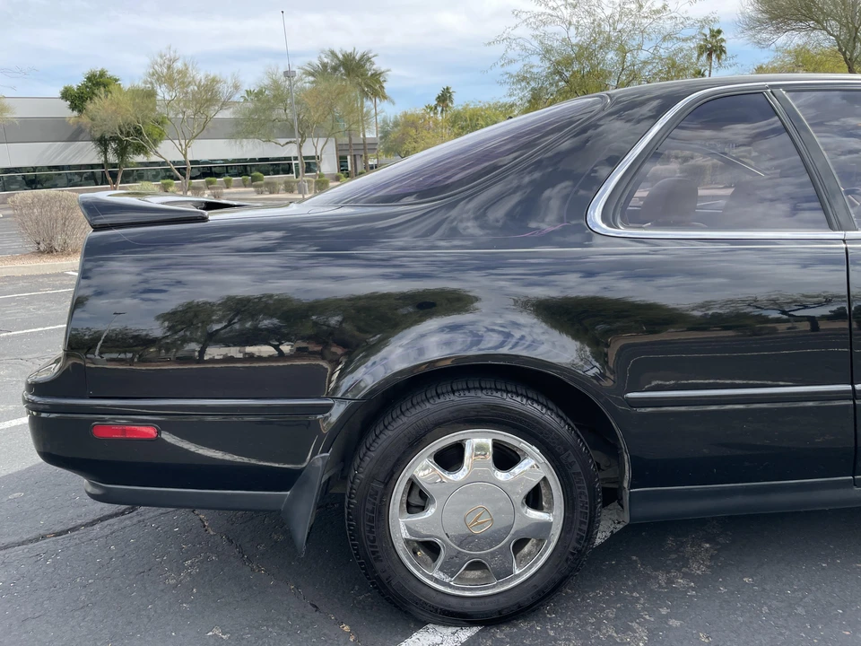 1991 Acura Legend 2nd Gen - Image 14 of 31