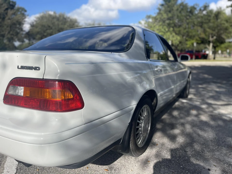 1991 Acura Legend 2nd Gen - Image 28 of 31
