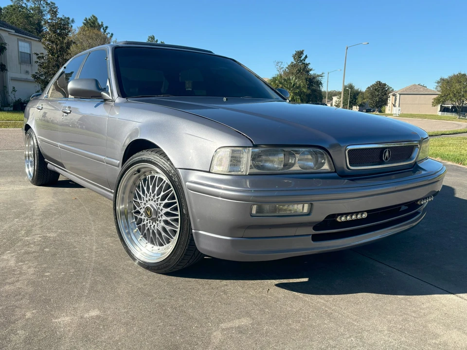1991 Acura Legend 2nd Gen - Image 2 of 31