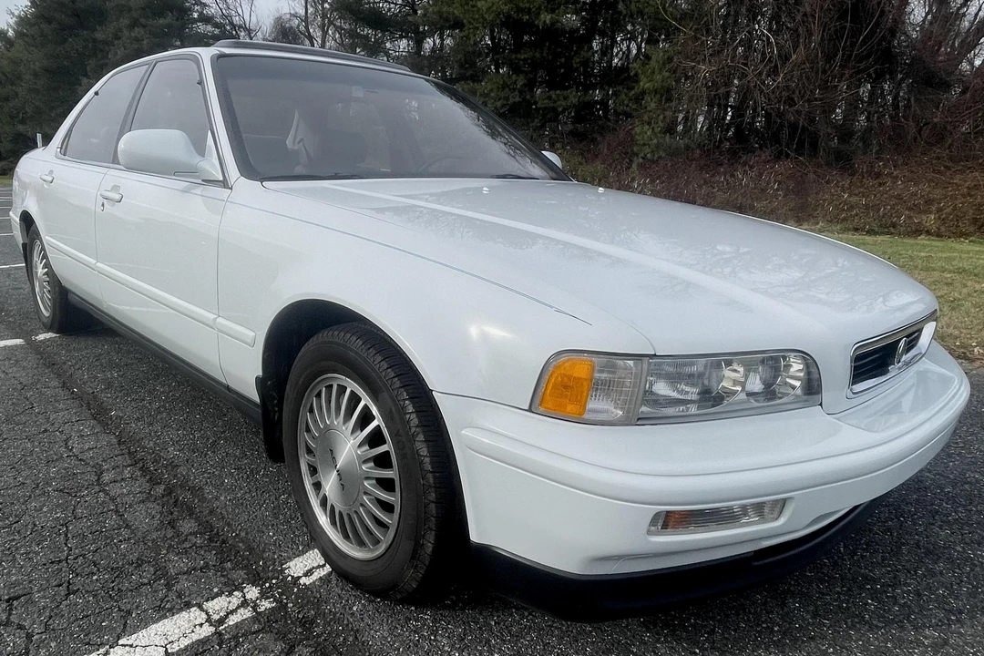 1991 Acura Legend 2nd Gen - Image 10 of 12