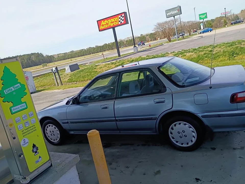1991 Acura Integra 2nd Gen - Image 2 of 4