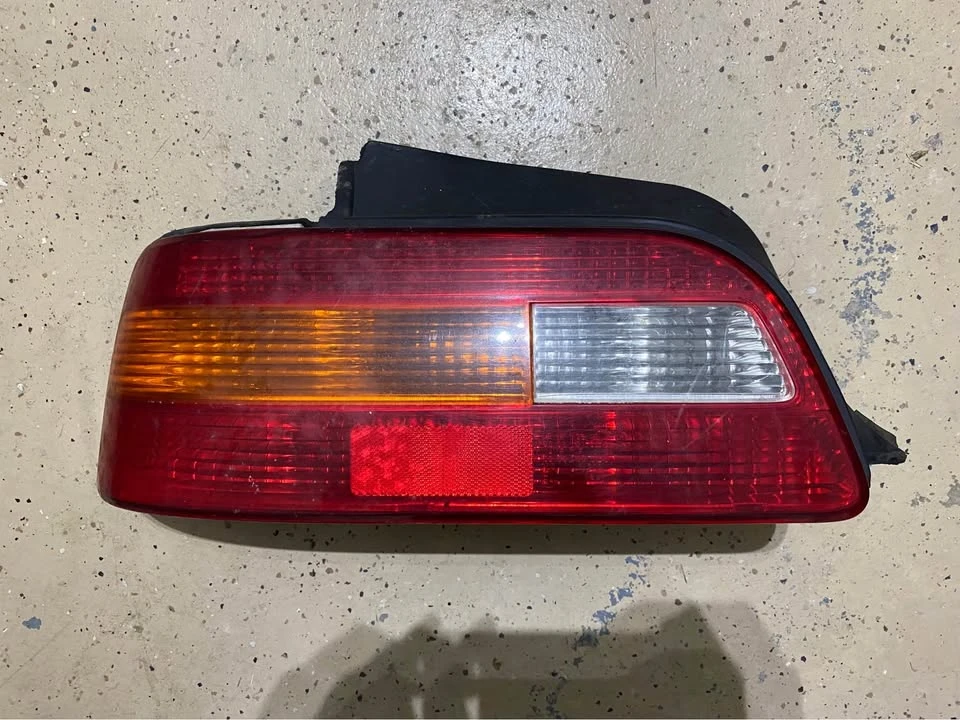 1991 Acura Legend 2nd Gen - Image 15 of 20