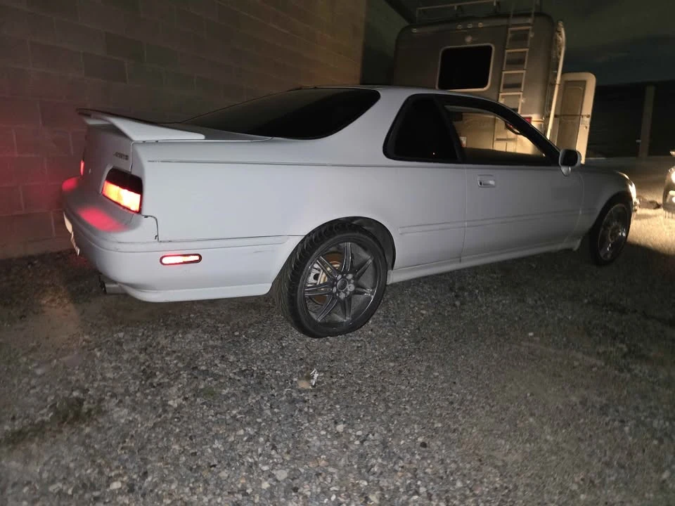 1991 Acura Legend 2nd Gen - Image 3 of 12