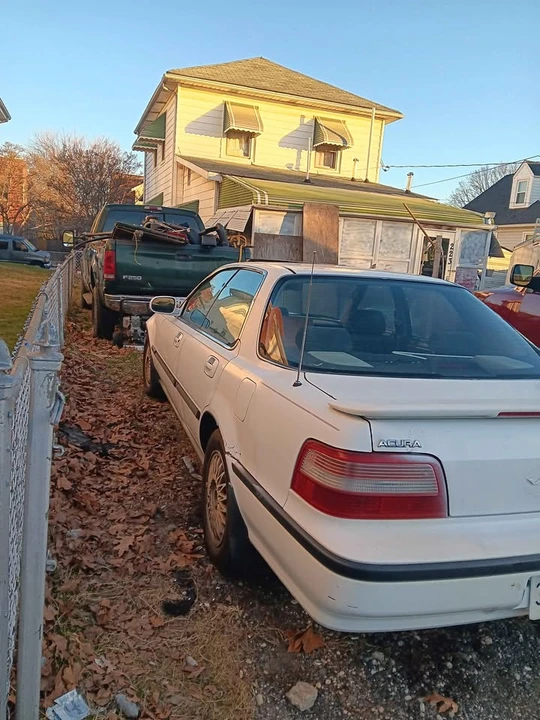 1991 Acura Vigor 3rd Gen - Image 2 of 7