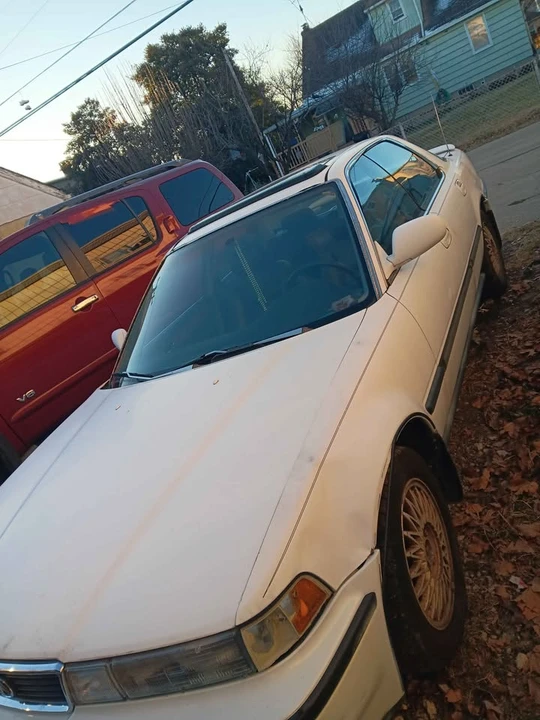 1991 Acura Vigor 3rd Gen - Image 4 of 7