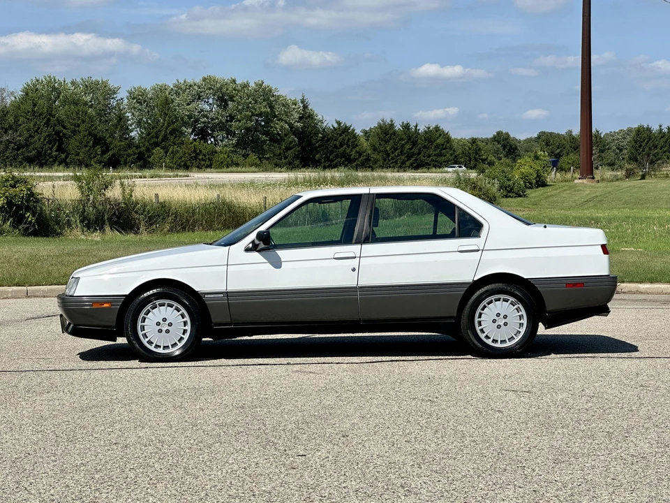 1991 Alfa Romeo 164 - Image 26 of 31