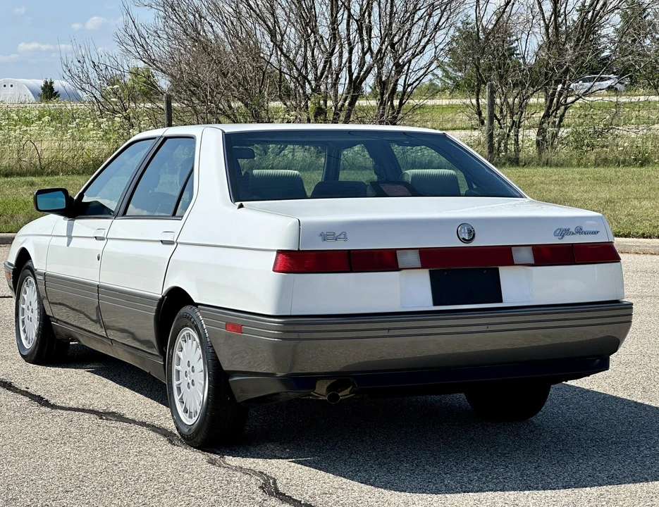 1991 Alfa Romeo 164 - Image 25 of 31