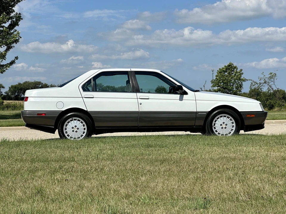 1991 Alfa Romeo 164 - Image 15 of 31