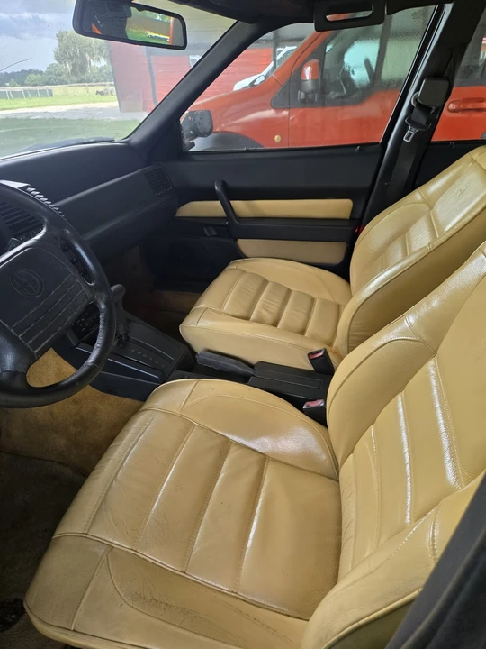 1991 Alfa Romeo 164 - Image 7 of 18