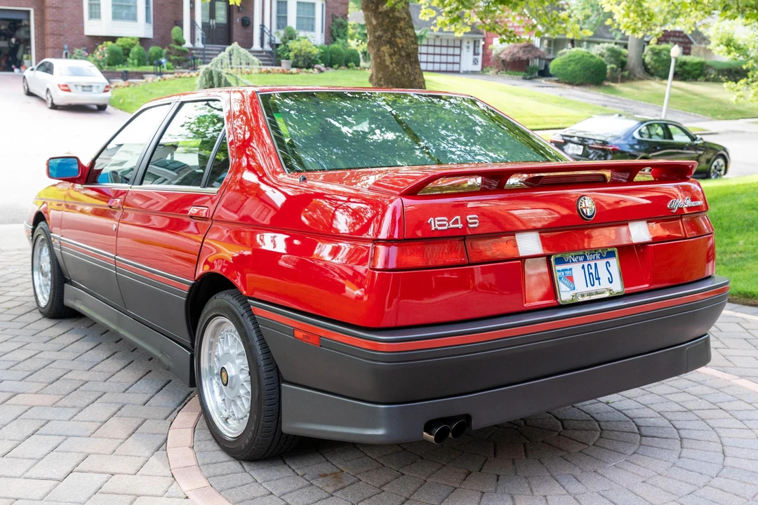 1991 Alfa Romeo 164 Quadrifoglio Verde - Image 2 of 31