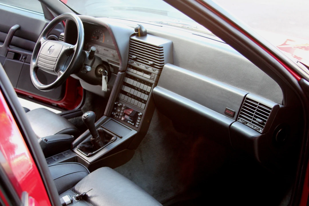 1991 Alfa Romeo 164 - Image 26 of 31