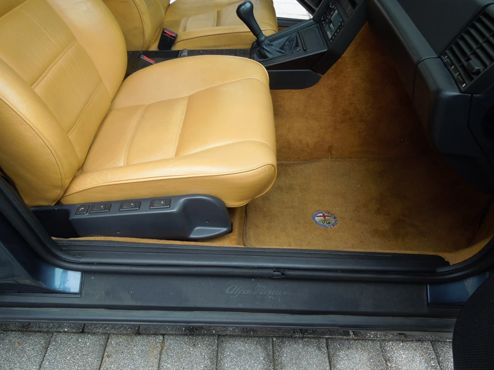 1991 Alfa Romeo 164 - Image 29 of 31