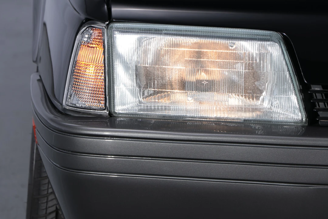 1991 Alfa Romeo 164 - Image 13 of 31