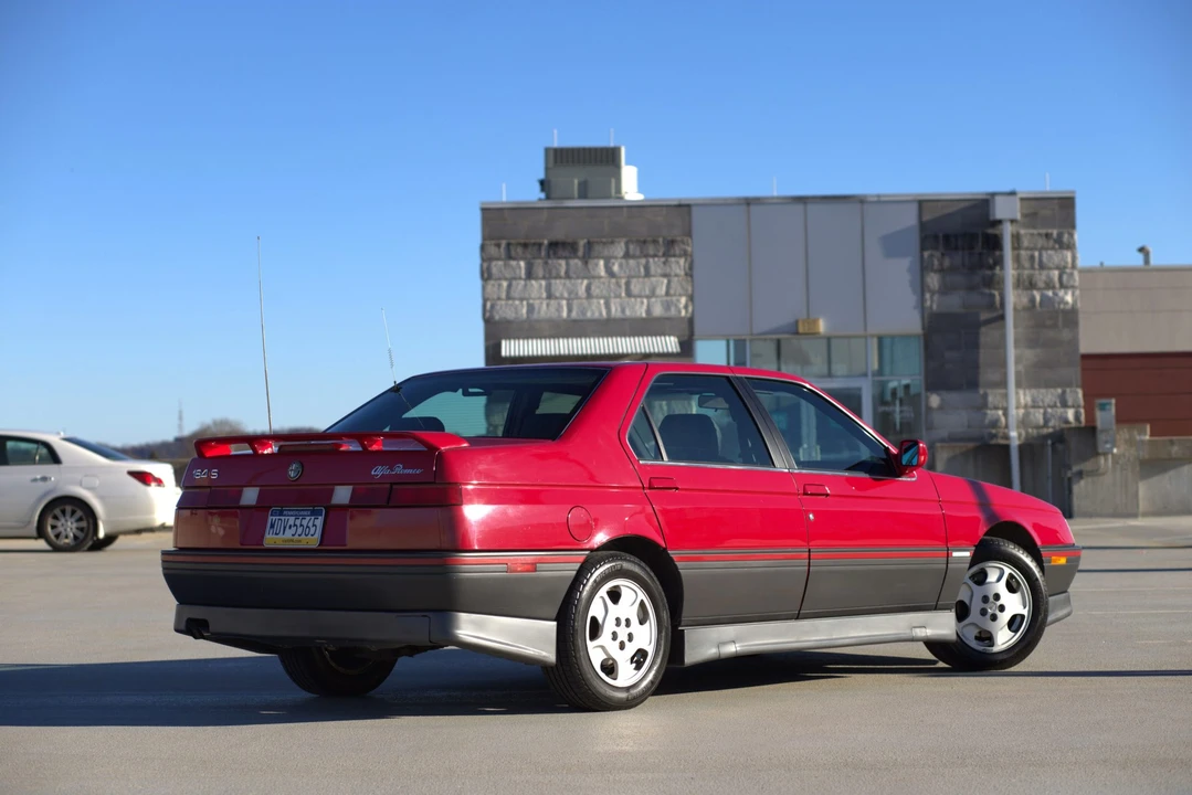 1991 Alfa Romeo 164 Quadrifoglio Verde - Image 16 of 31