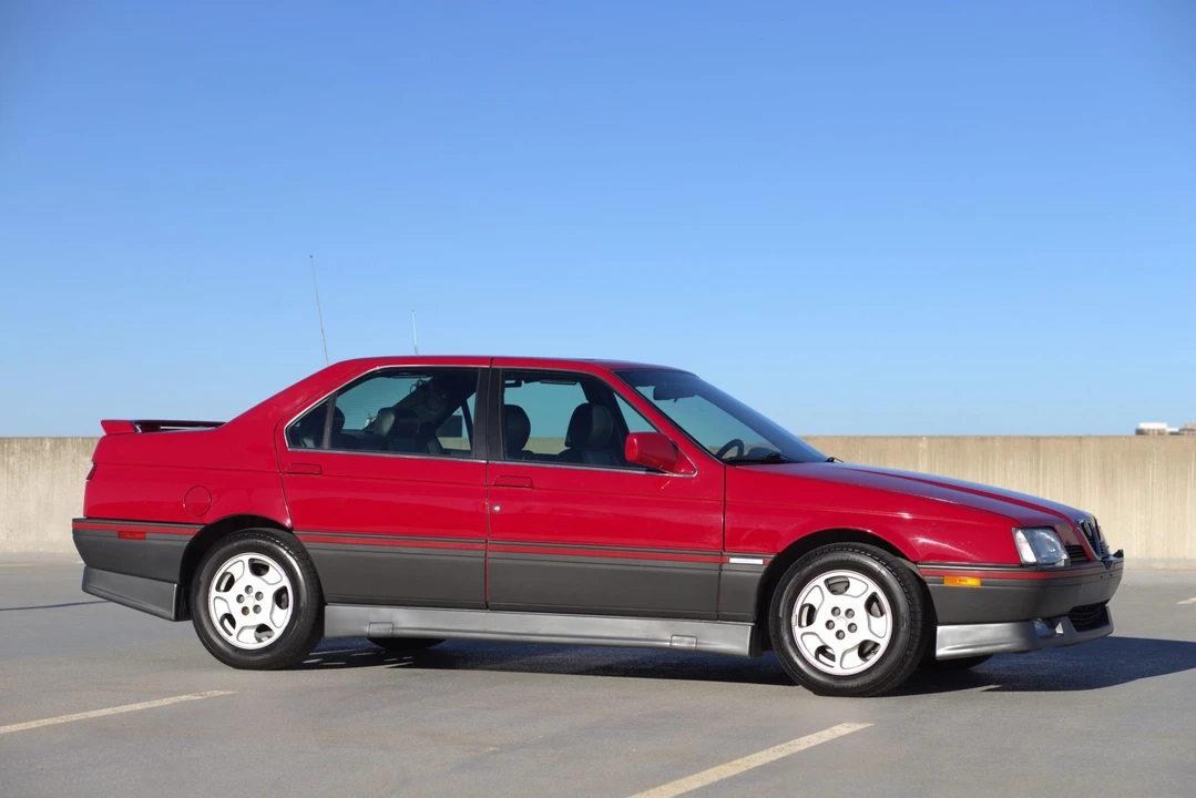 1991 Alfa Romeo 164 Quadrifoglio Verde - Image 22 of 31