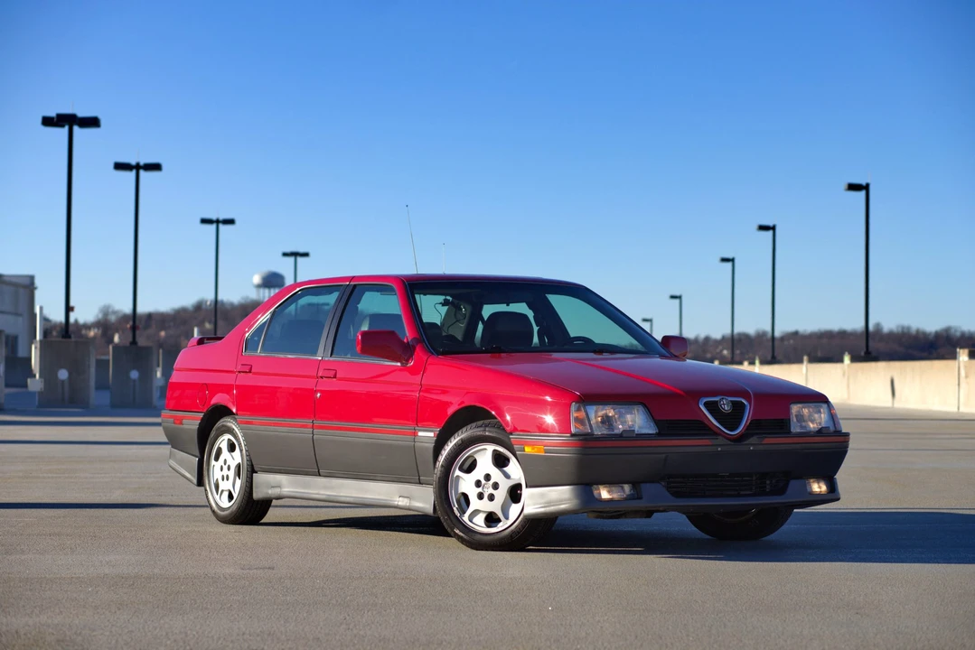 1991 Alfa Romeo 164 Quadrifoglio Verde - Image 26 of 31