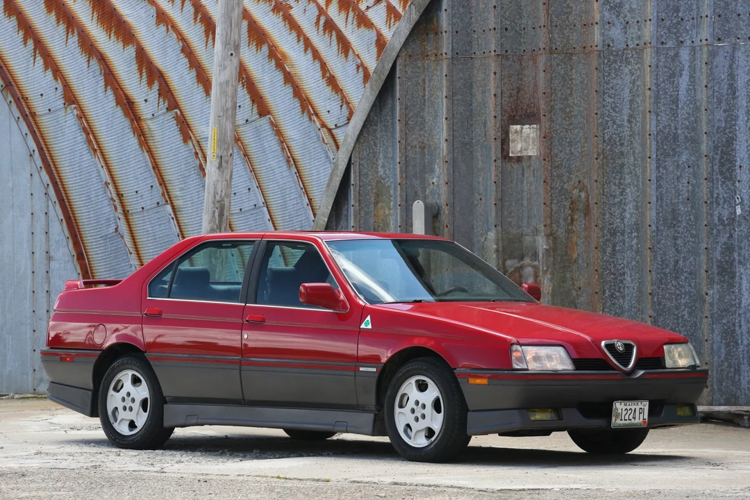 1991 Alfa Romeo 164 Quadrifoglio Verde - Image 18 of 31
