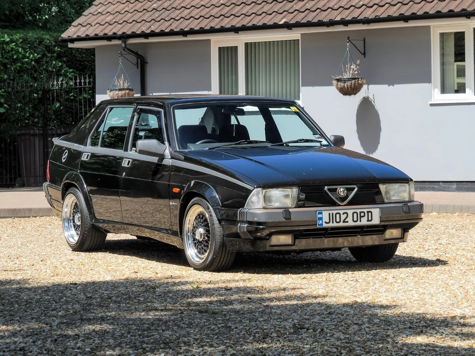 1991 Alfa Romeo 75/Milano - Image 16 of 31
