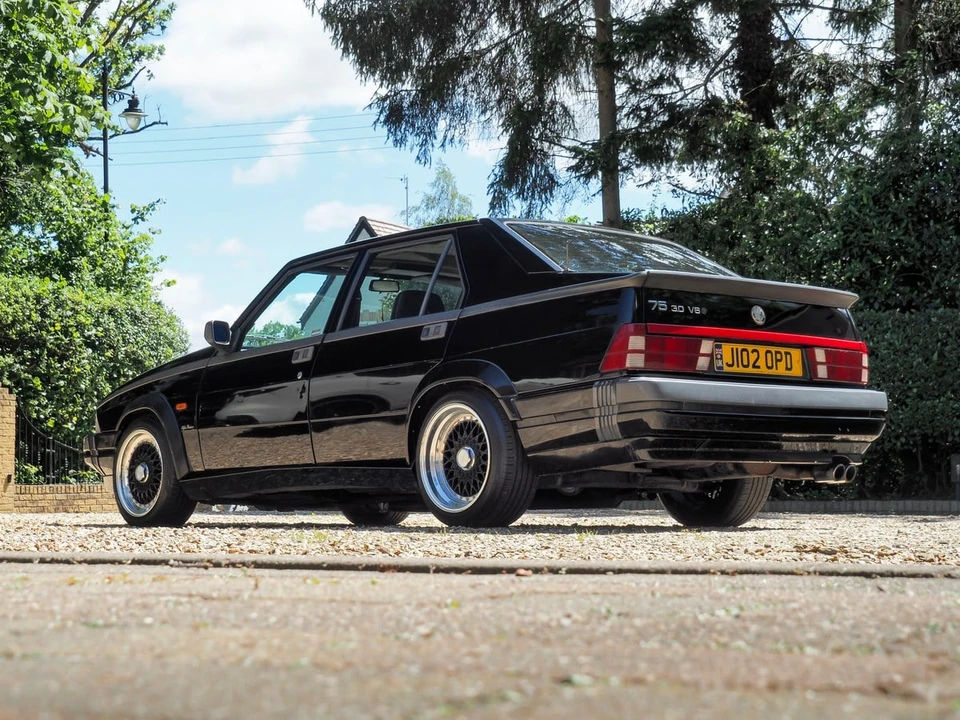 1991 Alfa Romeo 75/Milano - Image 2 of 31
