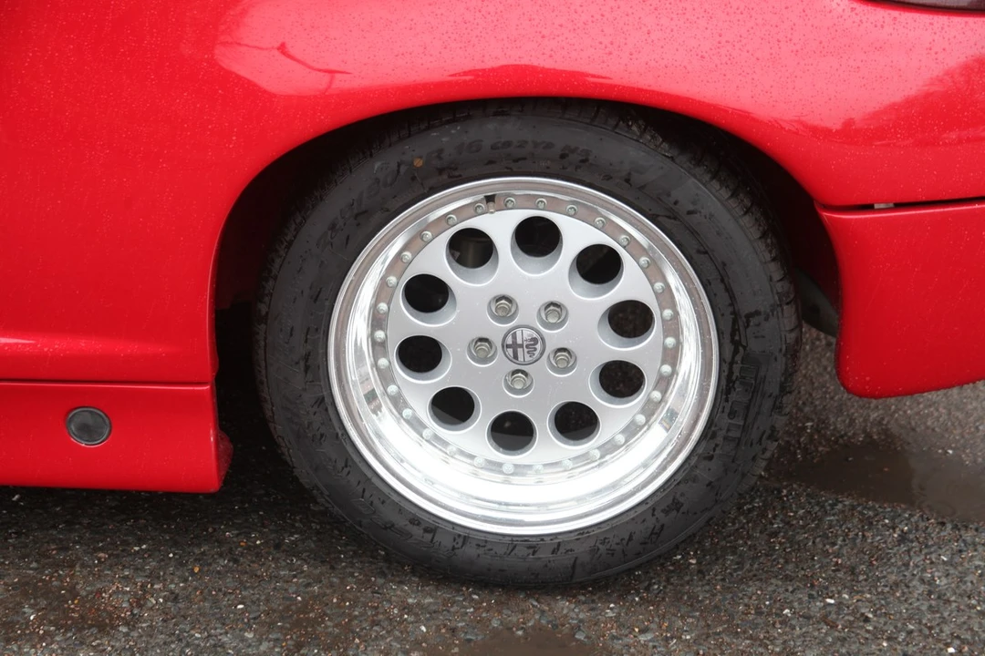 1991 Alfa Romeo SZ - Image 22 of 30