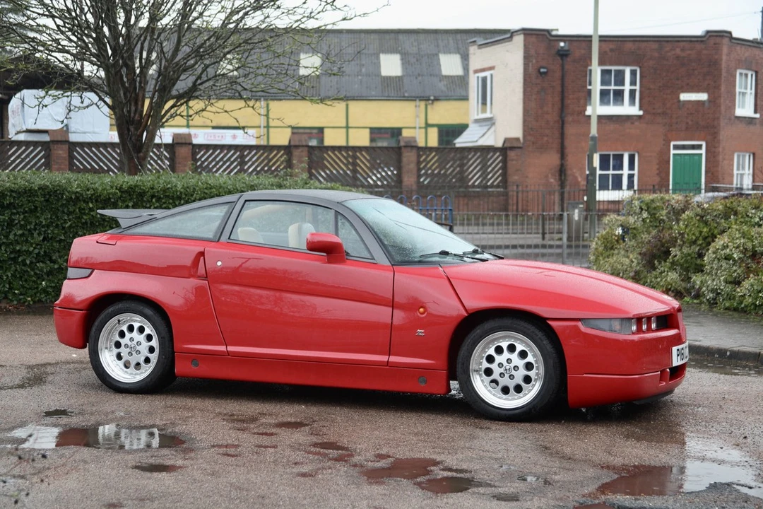 1991 Alfa Romeo SZ - Image 13 of 30