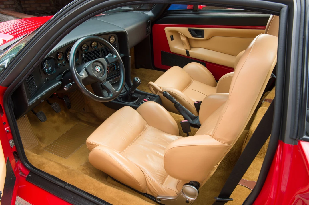 1991 Alfa Romeo SZ - Image 18 of 23