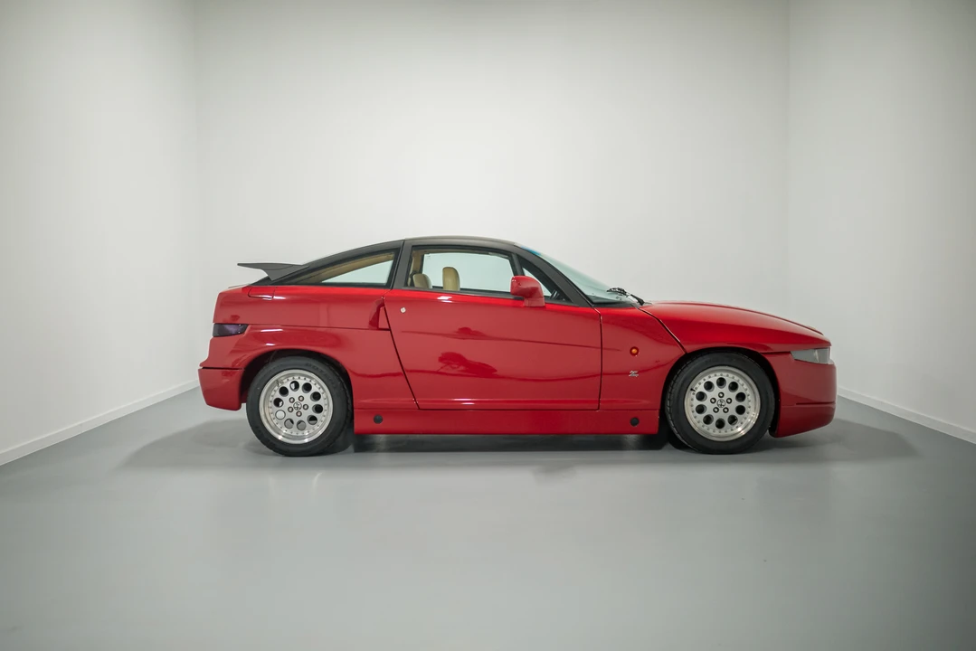 1991 Alfa Romeo SZ - Image 8 of 31