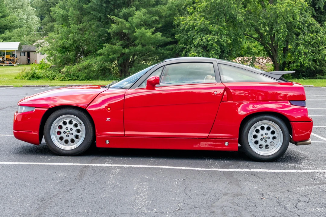 1991 Alfa Romeo SZ - Image 3 of 31