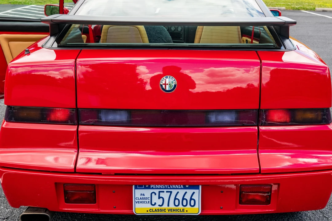 1991 Alfa Romeo SZ - Image 19 of 31