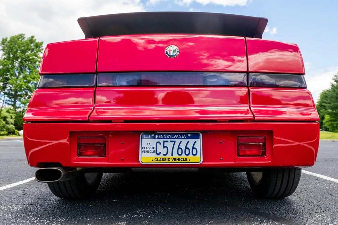 1991 Alfa Romeo SZ - Image 10 of 31