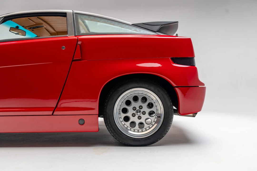 1991 Alfa Romeo SZ - Image 18 of 31