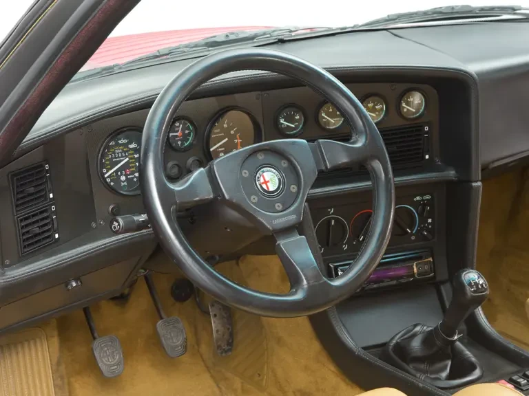 1991 Alfa Romeo SZ - Image 15 of 19