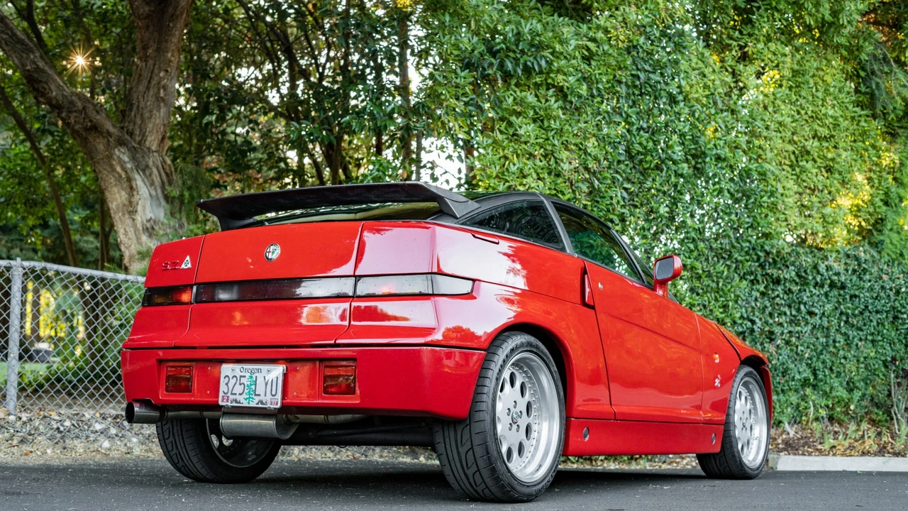 1991 Alfa Romeo SZ - Image 8 of 31